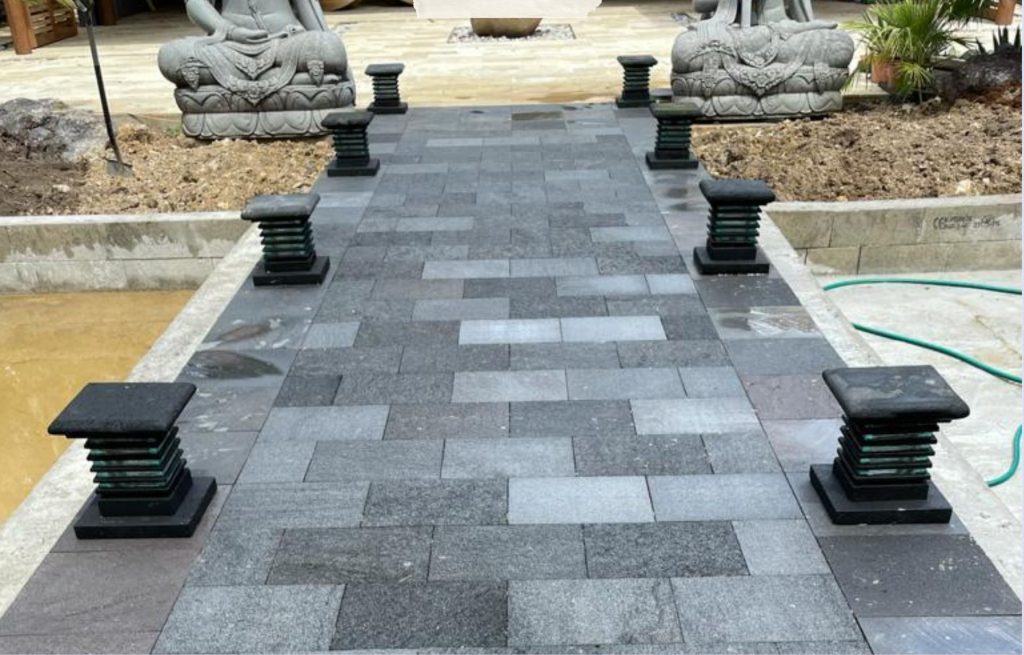 black-lava-stone-floor-tiles (1)